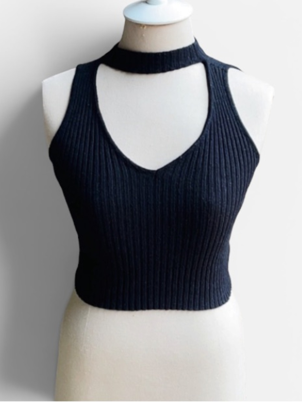 AEO DON’T ASK WHY Ribbed Stretch Halter Crop Top OS Black - Picture 6 of 10